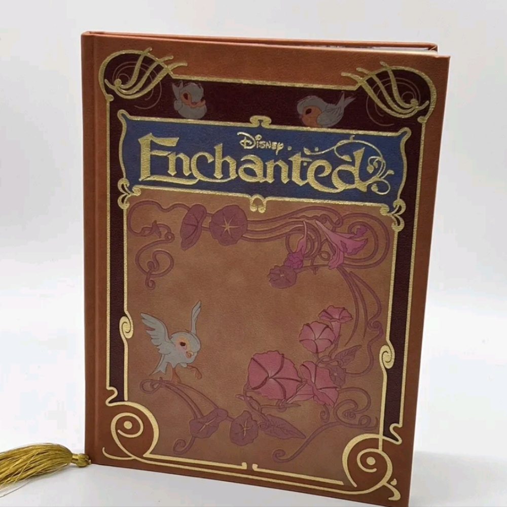 Disney Store Enchanted Storybook Replica Journal Foil Detail Brand New